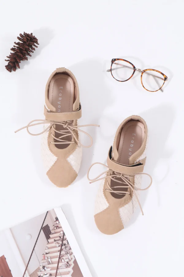 Lunaa Flat Shoes Ivory Mocca